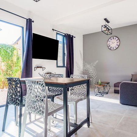 Fully Renovated House Only Few Minutes Walk Away From Ohama Beach Vierville-sur-Mer Luaran gambar